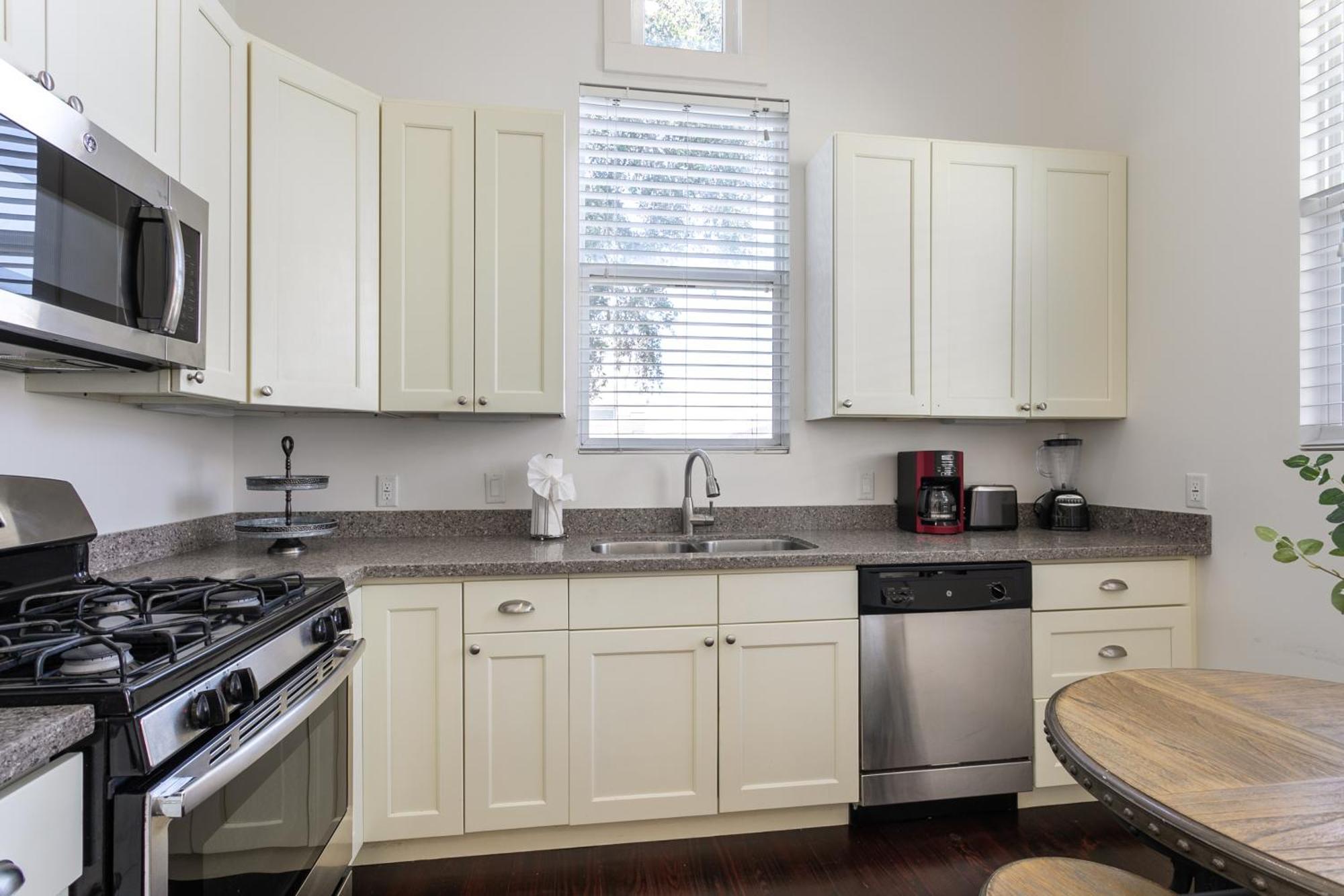 Charming 2Br On Carondelet By Hosteeva Leilighet New Orleans Eksteriør bilde